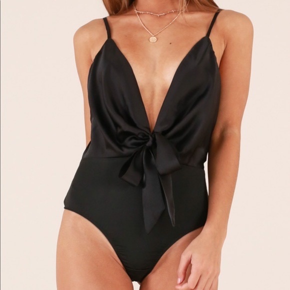 SOLD Showpo Bodysuit With Bow - Picture 1 of 4